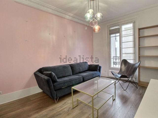 Appartement, La Fourche Guy Môquet, Paris