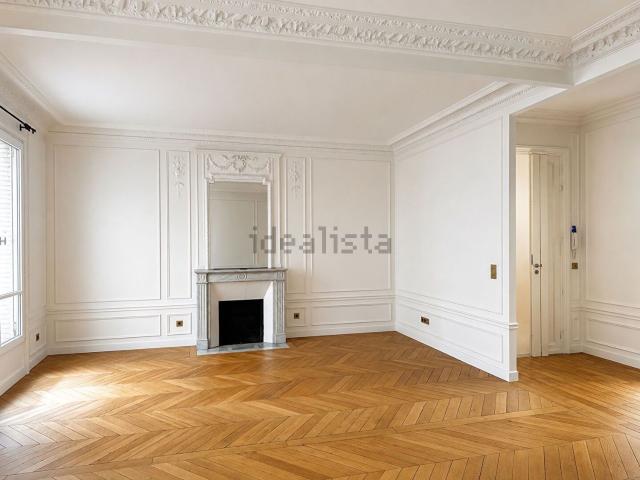 Appartement, La Fourche Guy Môquet, Paris