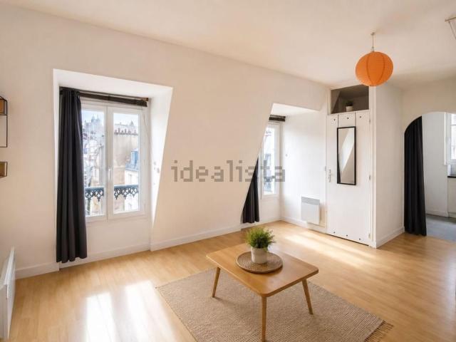 Appartement, La Fourche Guy Môquet, Paris