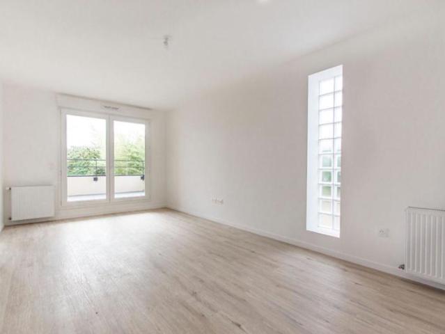 Appartement La Norville 2 pièce s 40.00 m2