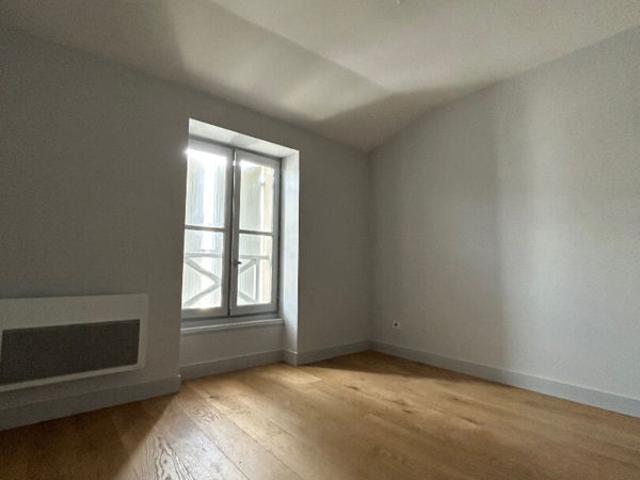 Appartement Lamarque 2 pièce s 33.79 m2