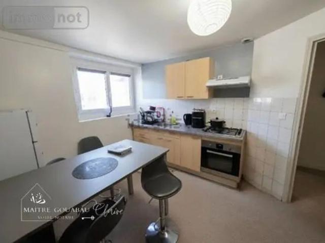 Appartement, Laval