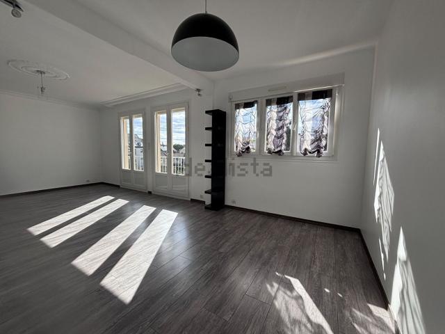 Appartement, Laval