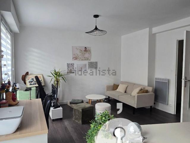 Appartement, Laval
