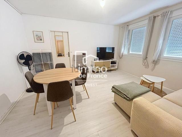Appartement, Laval