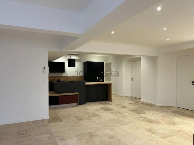 Appartement, Laval