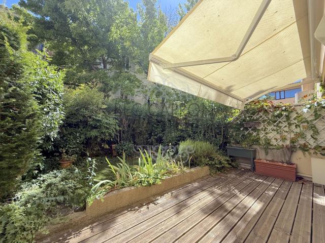 Appartement, Le Tholonet