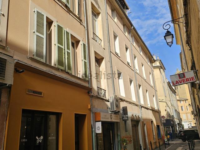 Appartement, Le Tholonet