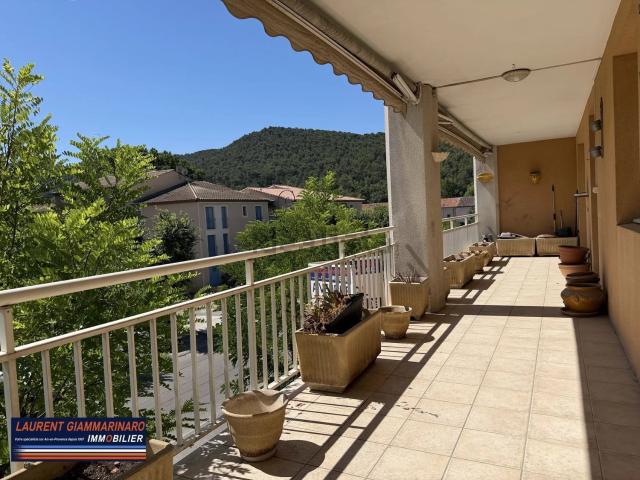 Appartement, Le Tholonet