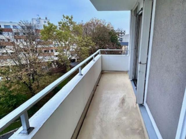 Appartement Le Bourget 4 pièce s 87 m2 surface utile RER TRAM METRO LE BOURGET