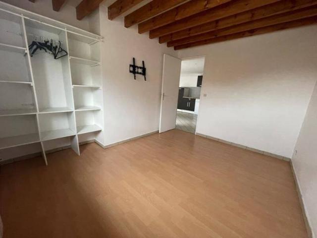 Appartement LE MESNIL EN THELLE 2 pièce s 66.23 m2