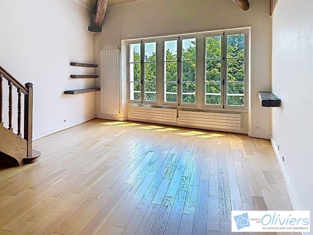 Appartement Le Mesnil Saint Denis 2 pièce s 63.58 m2
