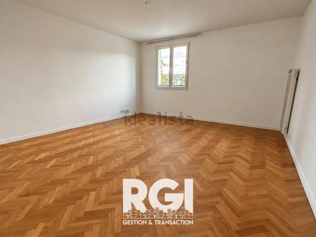 Appartement, Le Mesnil Saint Denis