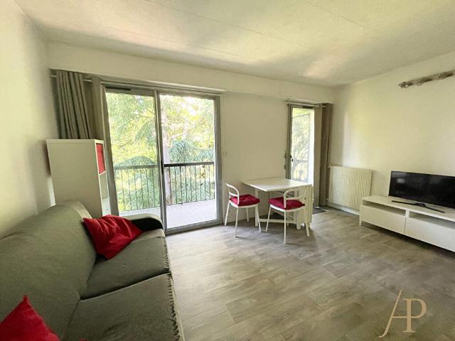 Appartement Le Pecq St Wandrille 1 pièce s 23 m2