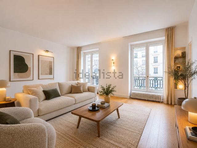 Appartement, Léon Blum Folie Regnault, Paris