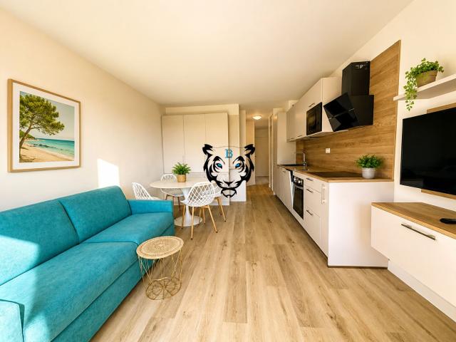 Appartement Les Issambres Loggia 8 m² Jardin 5 min en. 32m² Les Issambres