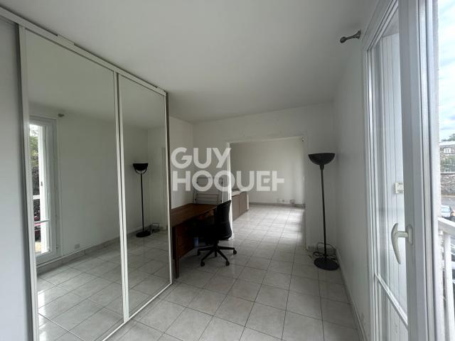 Appartement Les Lilas 5 pièce s 96,36 m2