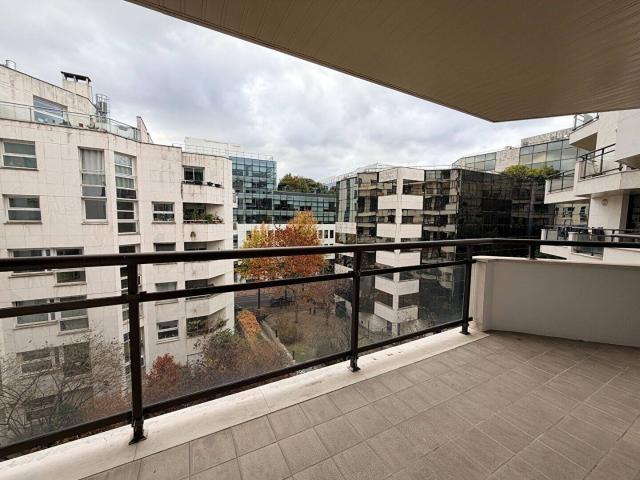Appartement Levallois Perret 3 pièce s 77.03 m2