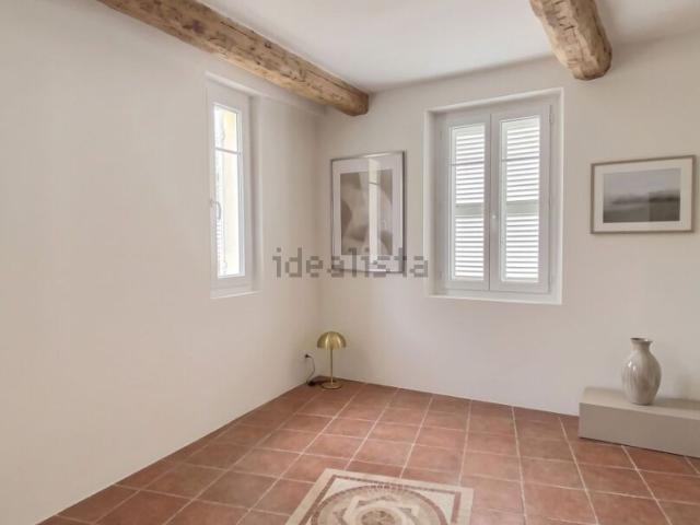 Appartement, Levens
