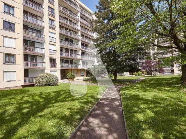 Appartement, Limas