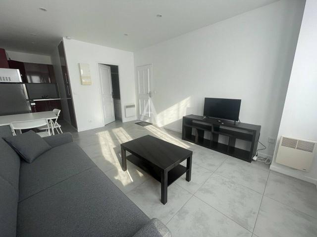 Appartement LIMOURS 1 pièce s 26 m2