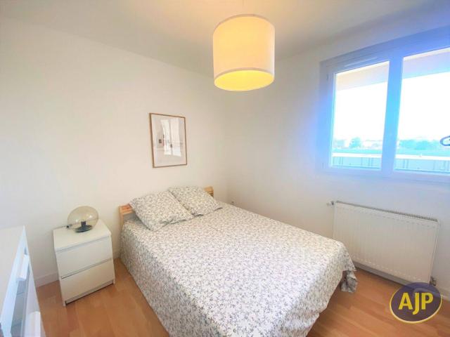 Appartement Libourne 4 pièce s 72.19 m2 MEUBLE