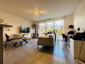 Appartement LIBRE D'OCCUPANT en rez de jardin !