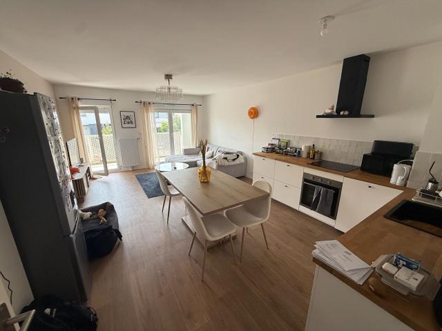 Appartement avec balcon 3 pièce s 68 m2