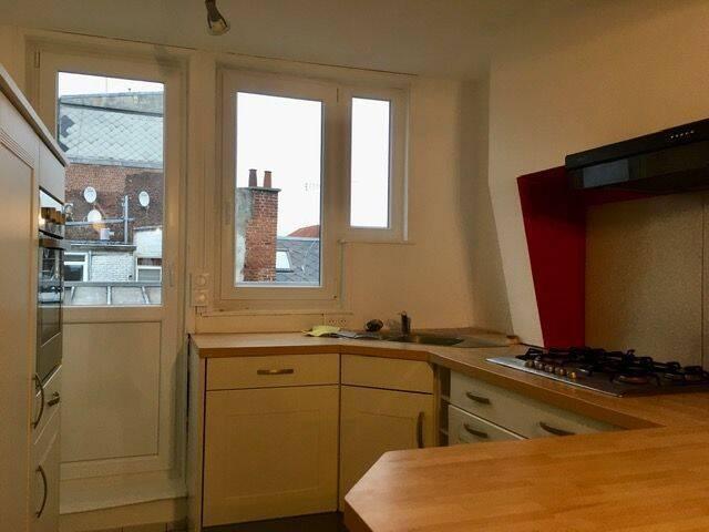 Appartement Lille T2 BIS pièce s 51.9 m2 MEUBLE