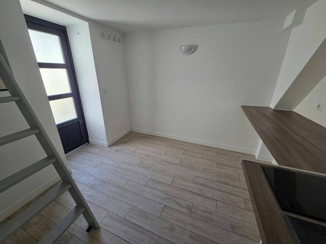 Appartement Longjumeau 1 pièce s 16.65 m2