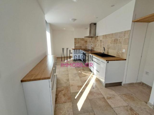 APPARTEMENT LOCATION CADEROUSSE 3 pièces 88.80m²
