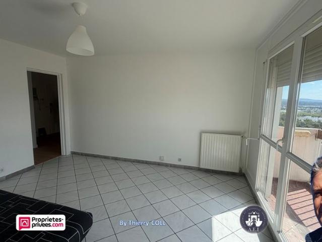 APPARTEMENT LOCATION SAINT FONS 4 pièce s 83 m2