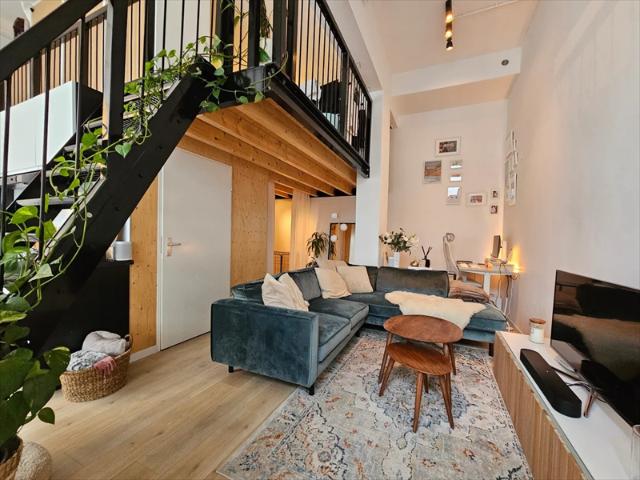 Appartement Loft Middellaan, Breda À Louer
