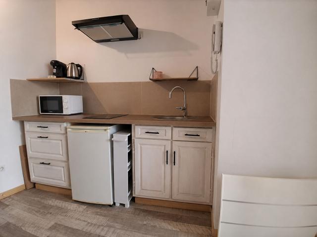 Appartement Lorgues 1 pièce meublé 16.52 m2