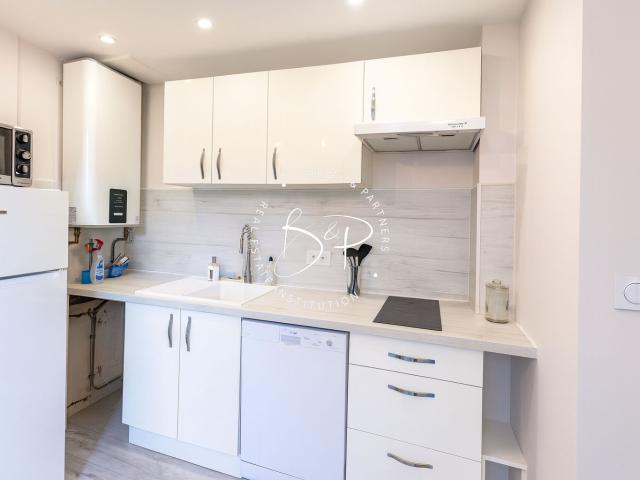 Appartement Lorgues 1 pièce s 29.06 m2