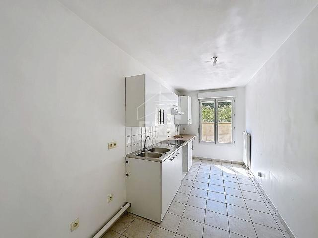 Appartement Louvres 3 pièce s 76.32 m2
