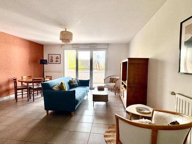 Appartement T3 SAINT HERBLAIN BOURG GARAGE + STATIONNEMENT COLLOCATION POSSIBLE