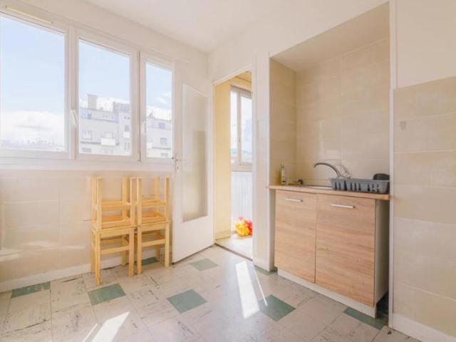 Appartement LOUÉ de 4 pièces de 68 m2 en vente à Grenoble