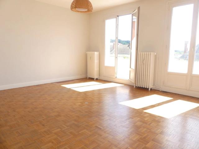 APPARTEMENT loué LE CREUSOT