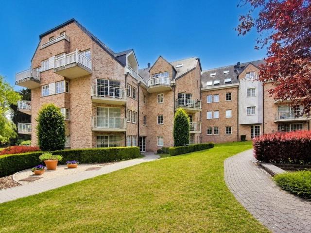 Appartement lumineux 2 chambres avec terrasse et garage