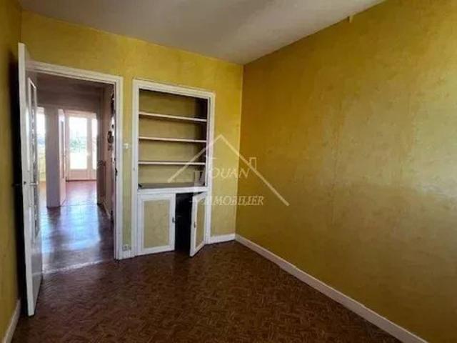 Appartement lumineux à Montluçon, 55 m², 3 chambres.