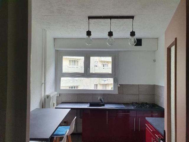 Appartement lumineux avec balcon à louer à Montbéliard