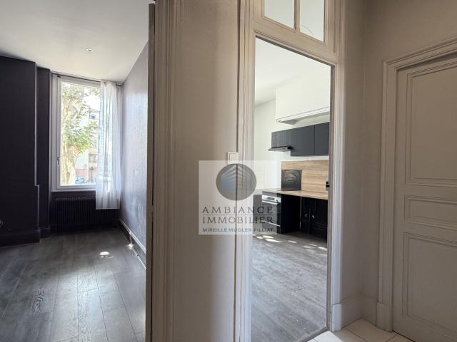 Appartement lumineux avec garage