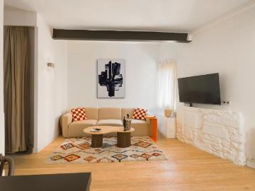 Appartement lumineux avec terrasse à Villeneuve lès Avignon