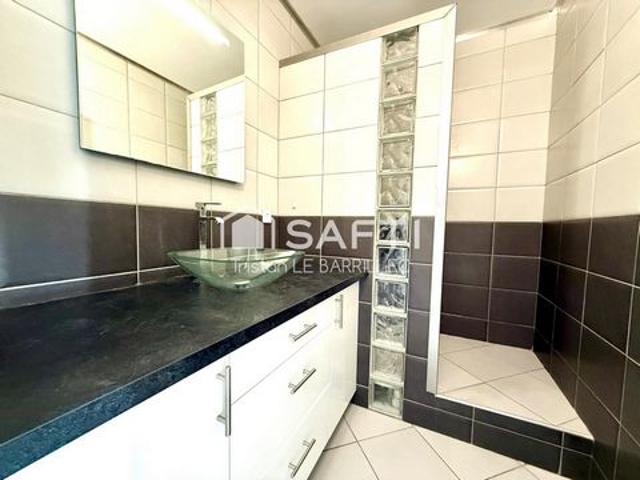 Appartement lumineux avec terrasse Quartier agréable