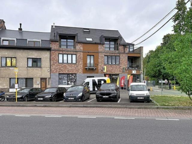 Appartement lumineux avec 1 chambre et balcon terrasse!