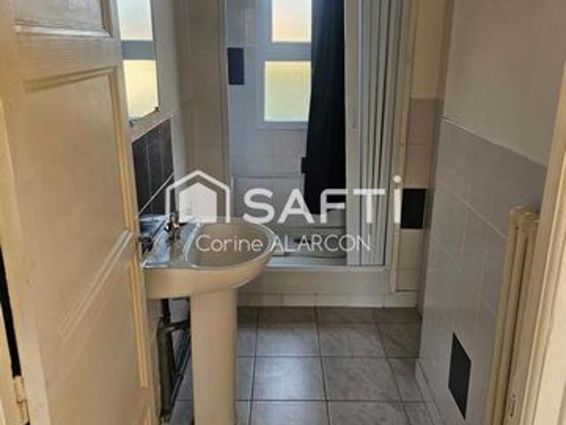 Appartement lumineux dans rue calme