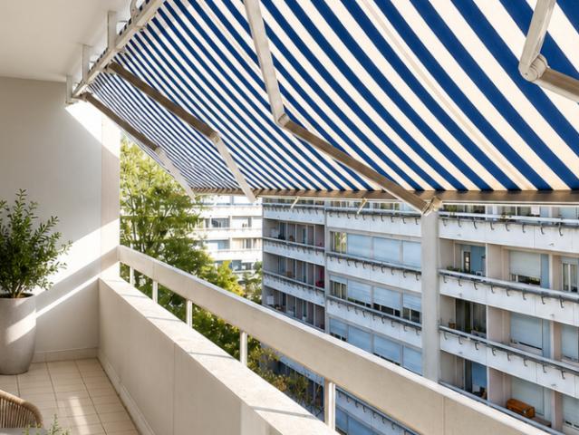 APPARTEMENT LUMINEUX DE 4,5 PIÈCES AVEC BALCON – 8ᵉ ÉTAGE