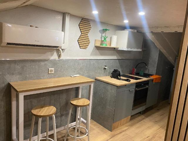 Appartement lumineux de 2 pièces à louer à Marseille