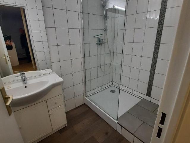Appartement lumineux de 36m² à louer à Tarbes, avec 1 chambre et situé au 4ème étage